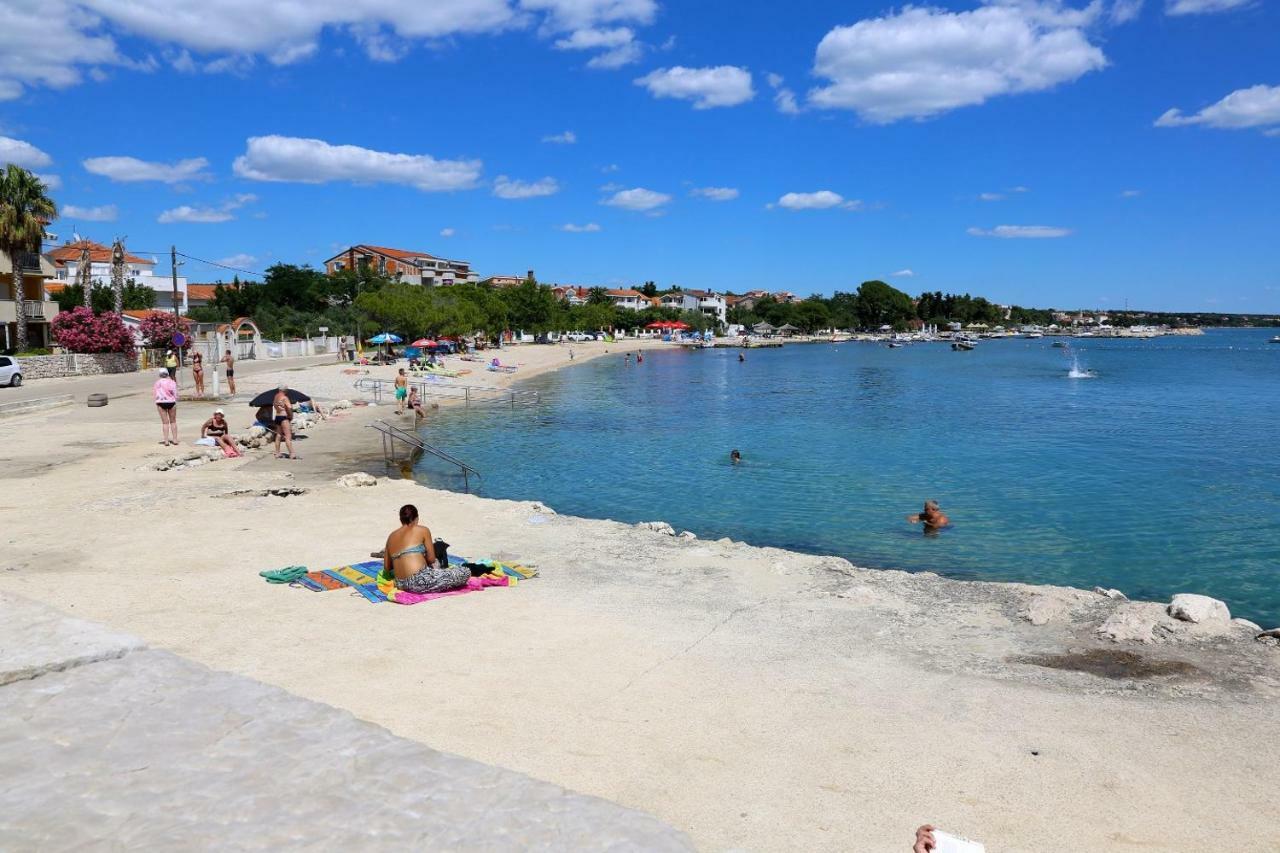 Apartments Fjaka Sveti Filip i Jakov Dış mekan fotoğraf