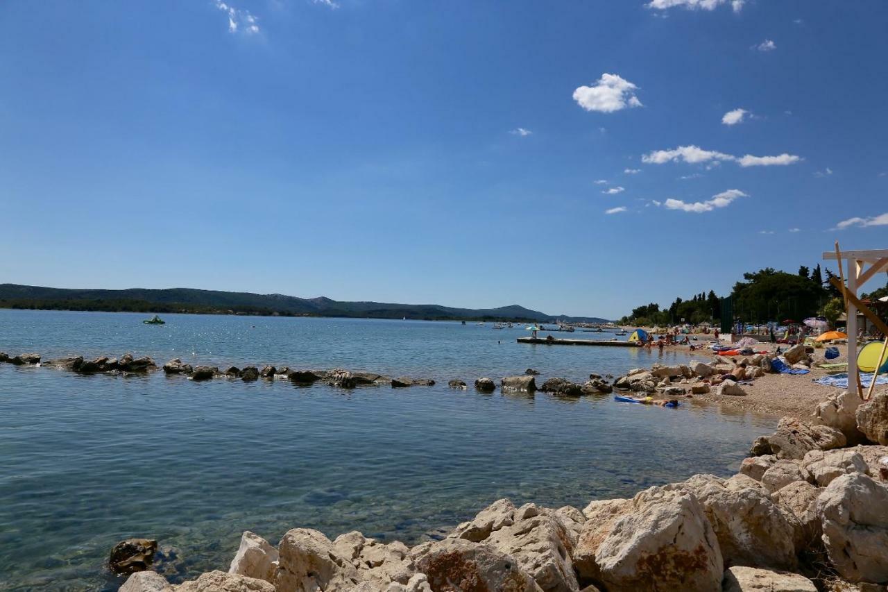 Apartments Fjaka Sveti Filip i Jakov Dış mekan fotoğraf