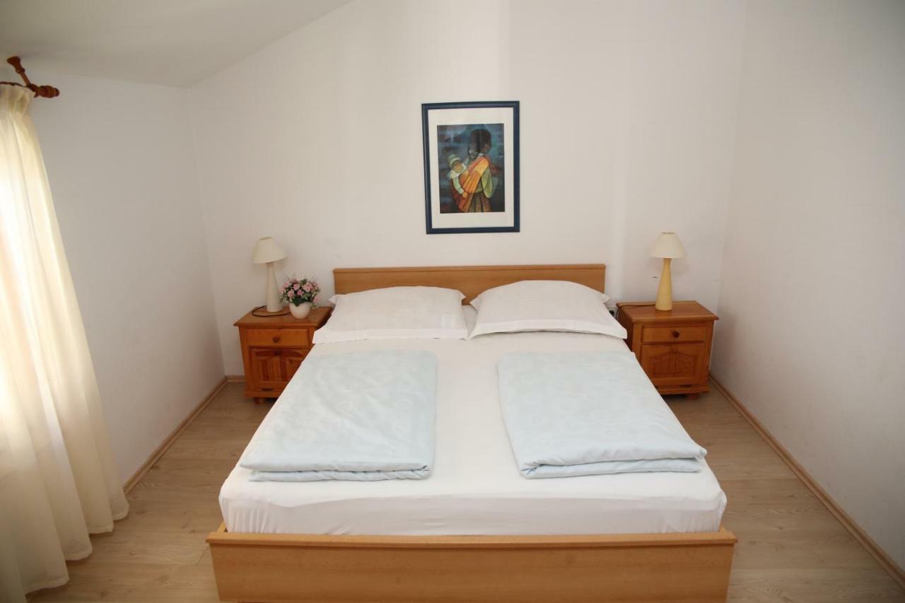 Apartments Fjaka Sveti Filip i Jakov Dış mekan fotoğraf