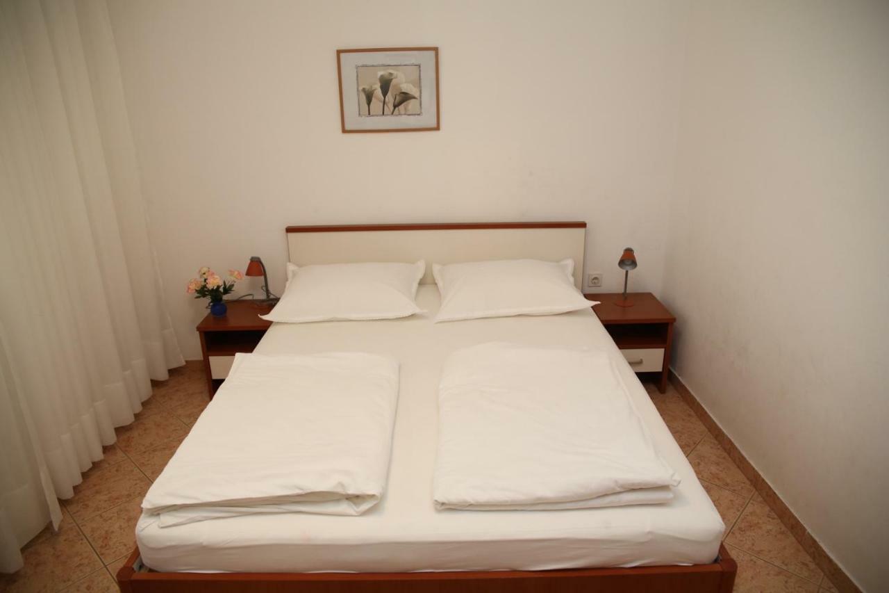 Apartments Fjaka Sveti Filip i Jakov Dış mekan fotoğraf